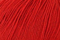 Universal Yarn Bella Cash