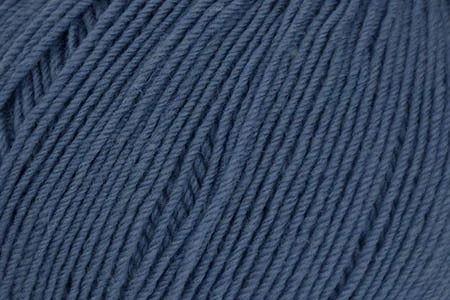 Universal Yarn Bella Cash