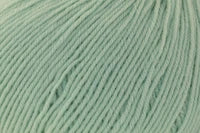 Universal Yarn Bella Cash