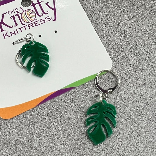 Monstera Leaves Lever Back Set