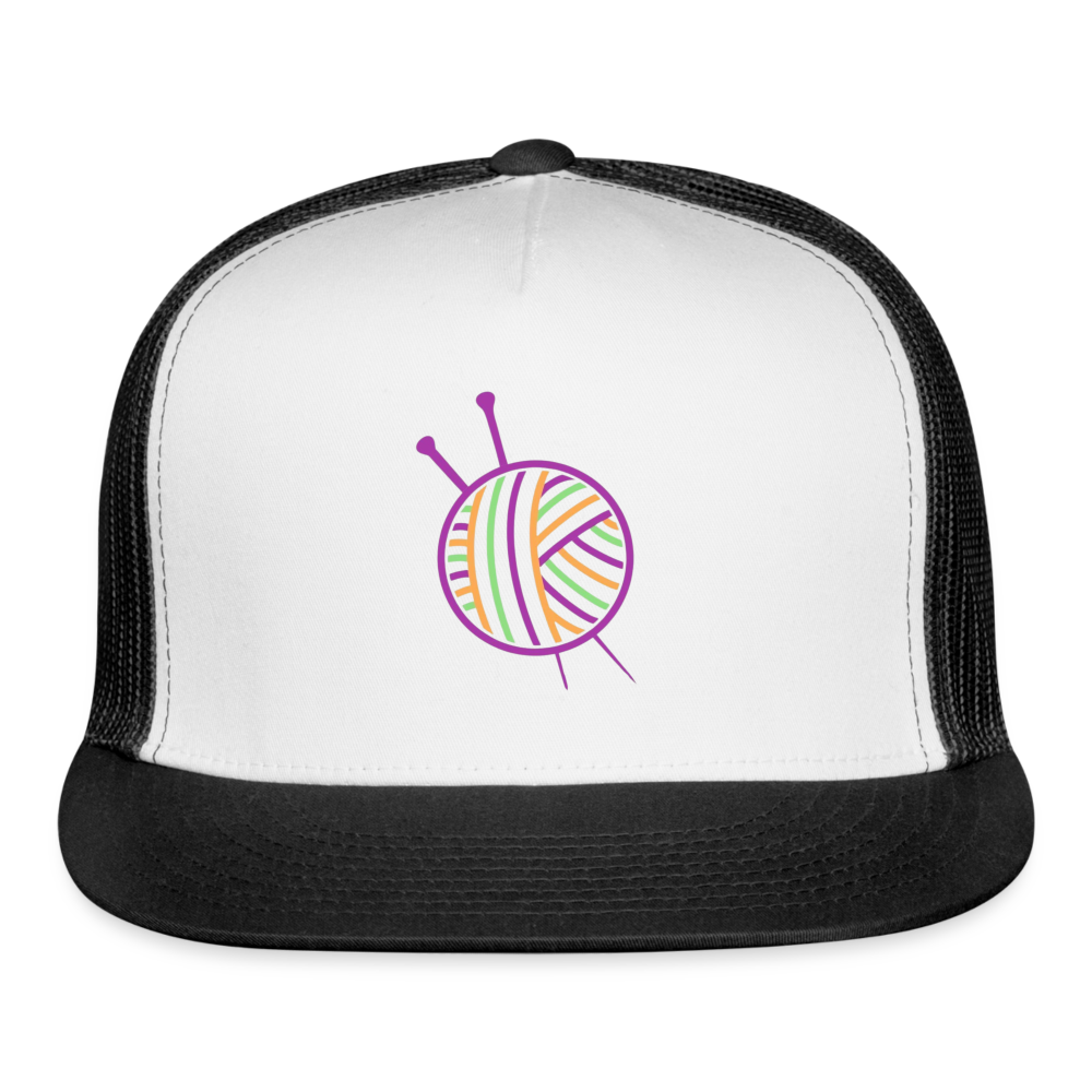 The Knotty Knittress Yarn Ball Cap - white/black